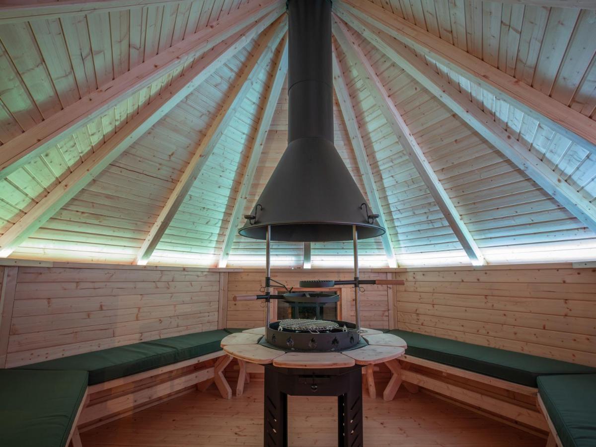 Weedingshall Lodges フォルカーク エクステリア 写真
