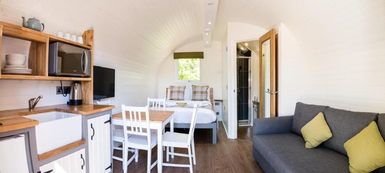 Weedingshall Lodges フォルカーク エクステリア 写真